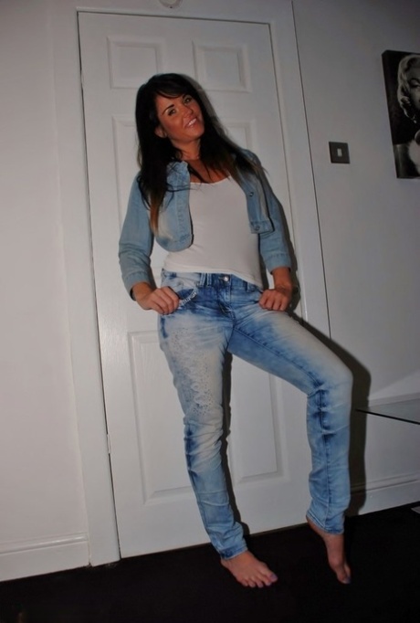 Dark haired teenj frees her bare ass and twat from denim jeans in bare feet 57646674