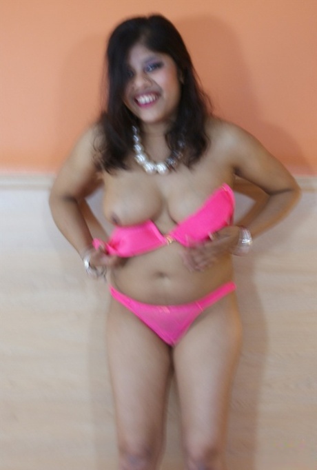 Overweight Indian female Rupali Bhabhi cups her boobs as she gets naked 20698708