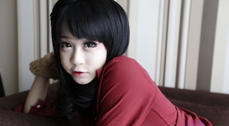 Hello Ladyboy performed by Guitar Porn Images 77948361
