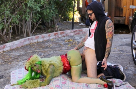 Amateur chick Joanna Angel is left with a gaping asshole after cosplay sex 67285940
